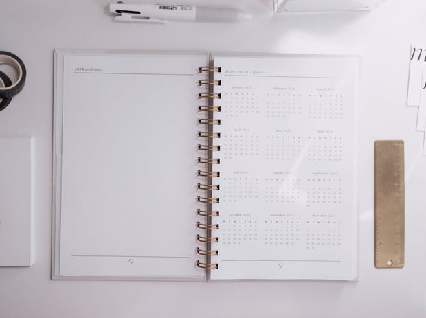 2024 Weekly Agenda | Spiral Planner