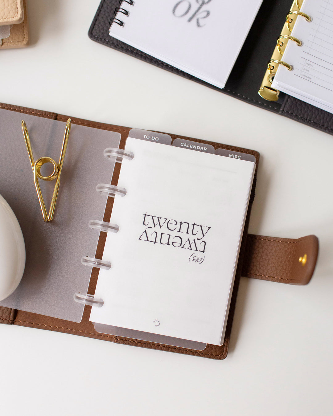Passport Planner Cover | Essential