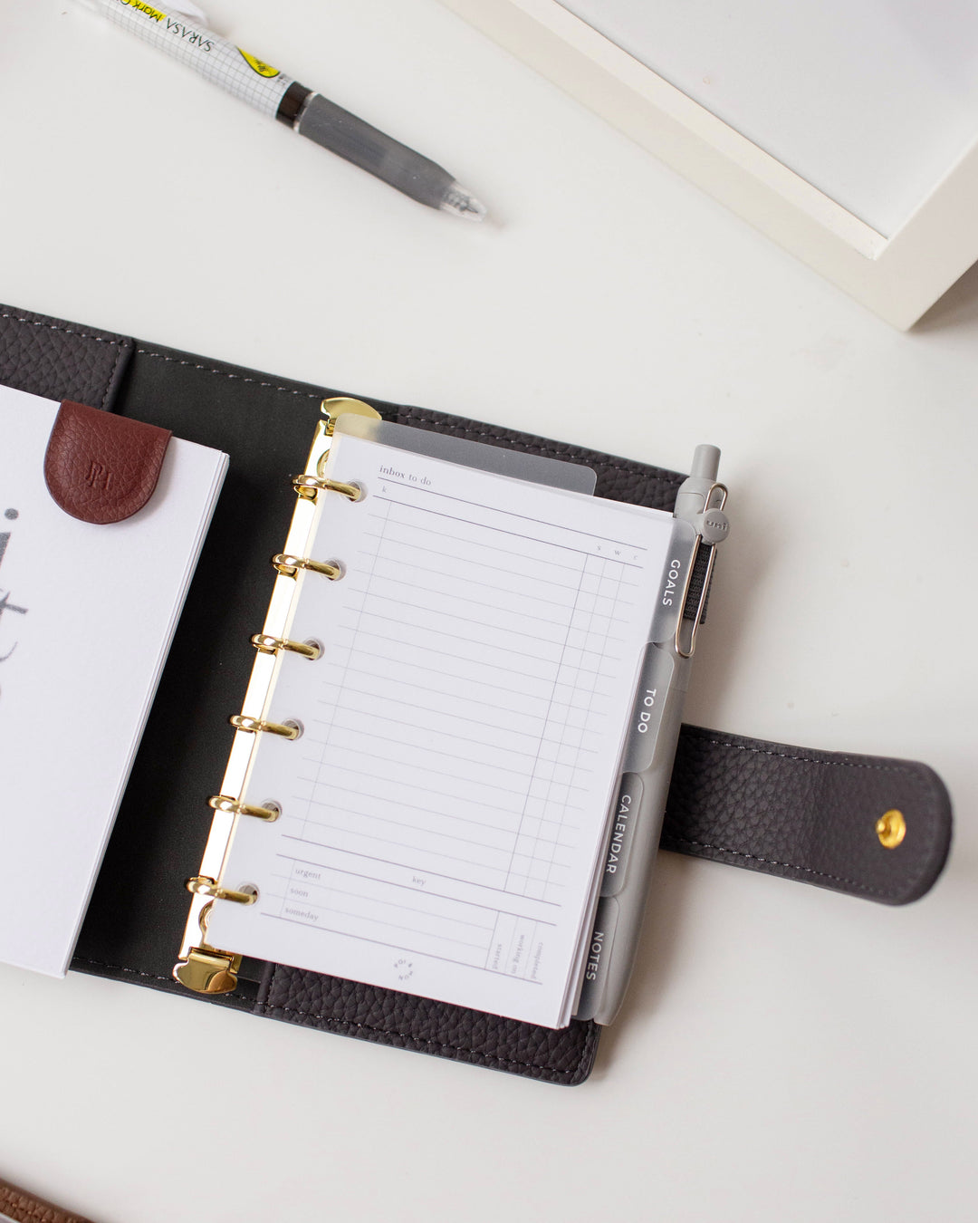 Passport Planner Cover | Essential