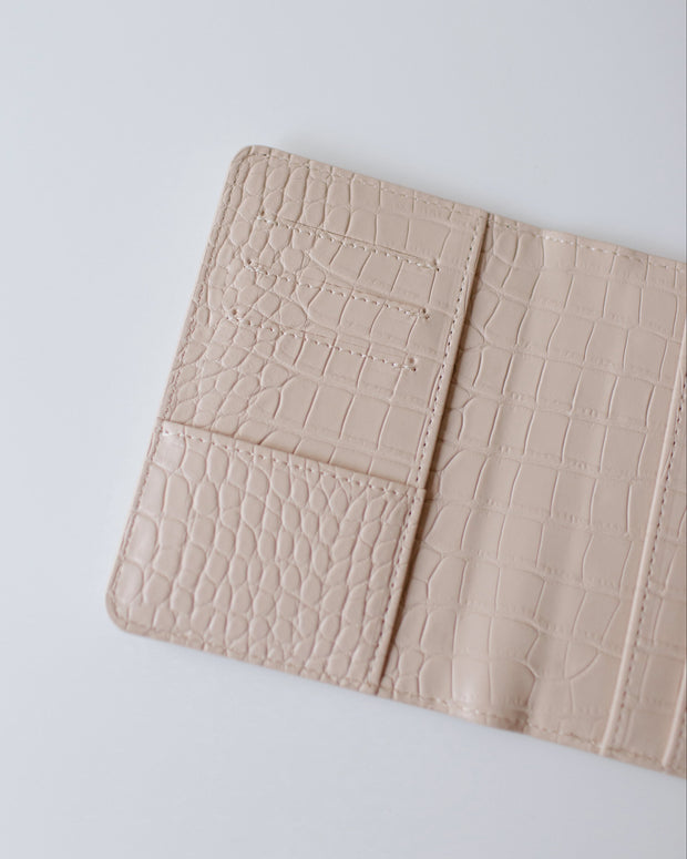 Skye Passport Cover