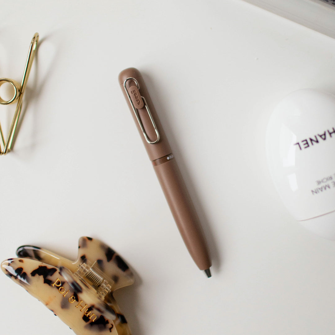 Uniball One 3 (0.38mm) Gel Pen in Sugar Brown