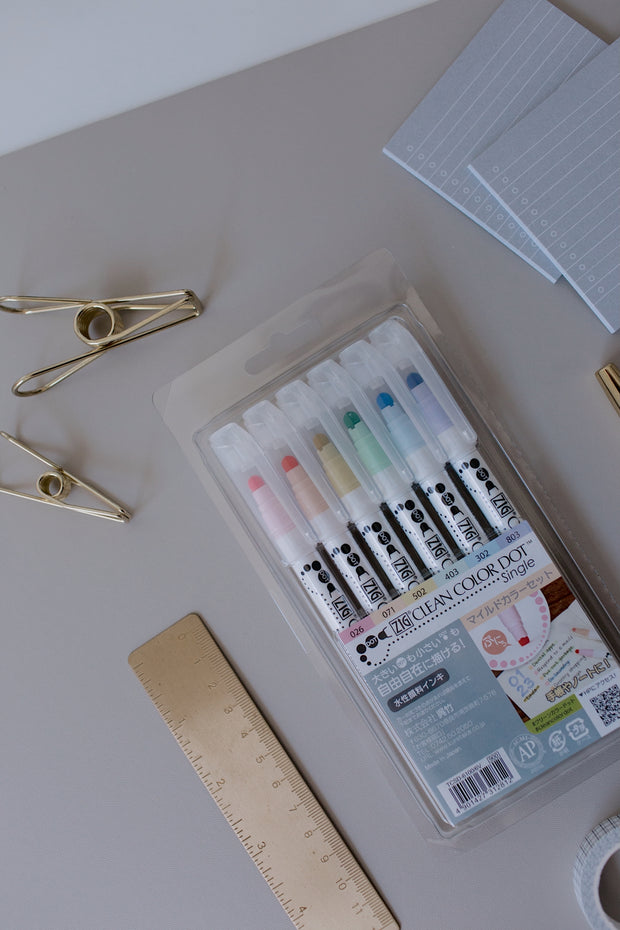 Kuretake Zig Clean Color Single-Sided Marker Set | 6 Color Set