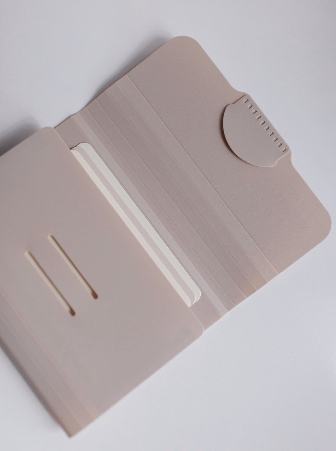 Kokuyo Novita Card Holder